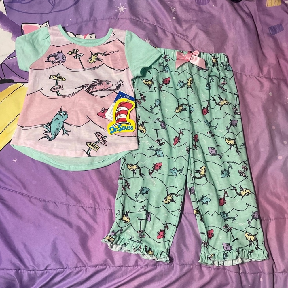 Dr. Seuss Kids Pajama Set - Mint and Pink